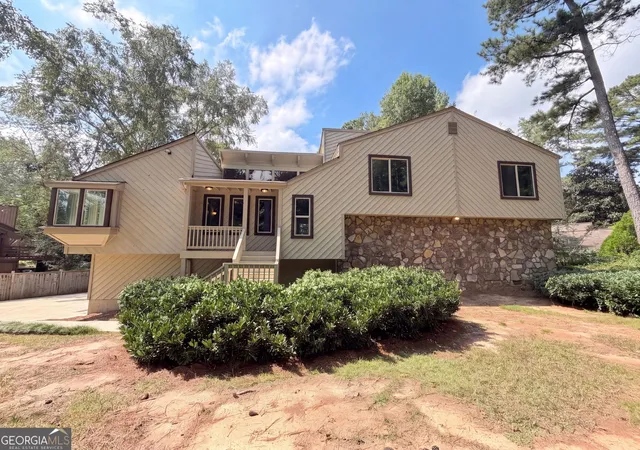 Photo 1 of Single family home for sale at 3962 Spalding Holw, Peachtree Corners, GA 30092 | MLS# 10852634 | Listing updated on 2026-10-08