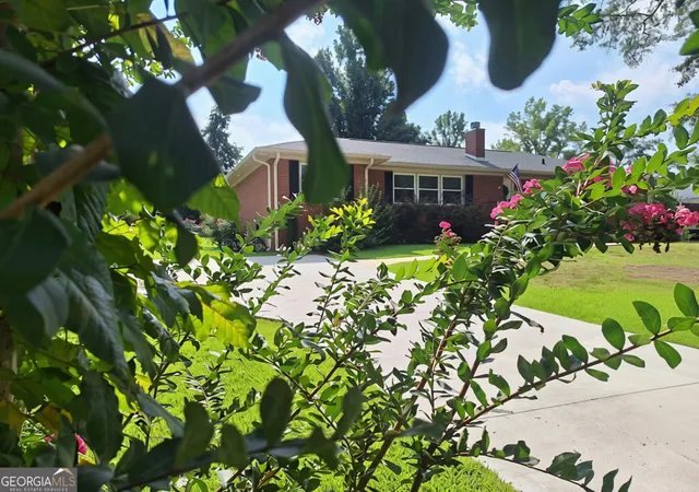 Photo 3 of Sale Pending at 503 Crestview Lane, Valley, AL 36854 | MLS# 10815847 | Listing updated on 2026-09-24