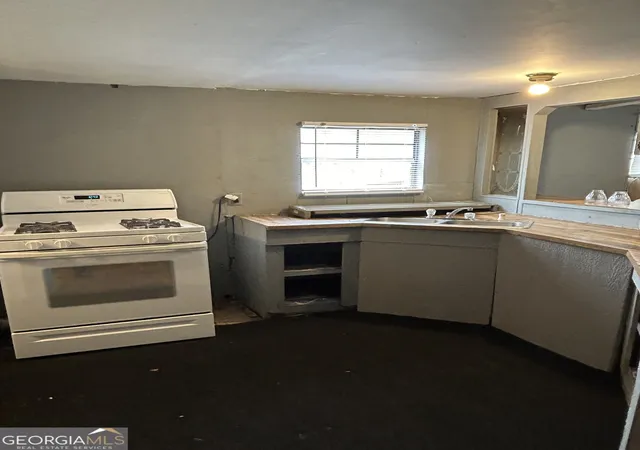Photo 2 of Manufactured home for sale at 264 Lakeview Dr, Locust Grove, GA 30248 | MLS# 10846660 | Listing updated on 2026-09-30