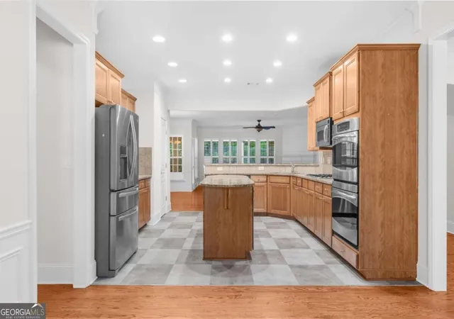 Photo 3 of Single family home for sale at 6585 Vickery Post Ln, Cumming, GA 30040 | MLS# 10851534 | Listing updated on 2026-10-07