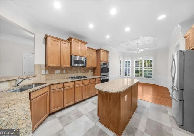 Photo 4 of Single family home for sale at 6585 Vickery Post Ln, Cumming, GA 30040 | MLS# 10851534 | Listing updated on 2026-10-07