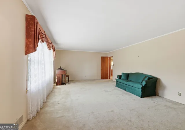 Photo 4 of Single family home for sale at 400 Harris St, Toccoa, GA 30577 | MLS# 10849900 | Listing updated on 2026-10-05