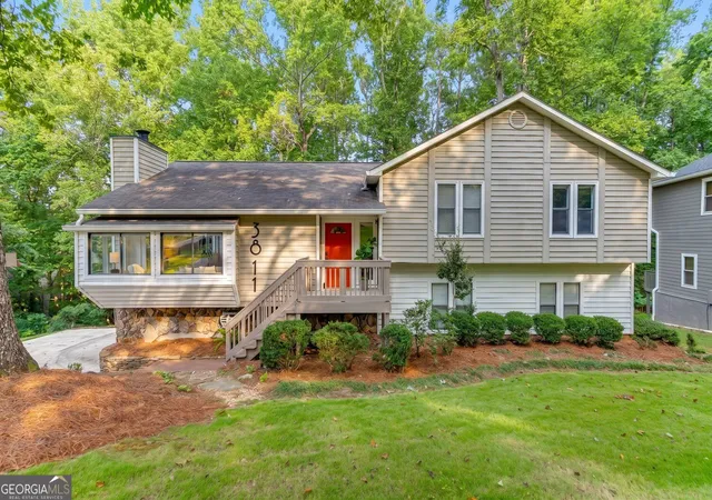 Photo 1 of Single family home for sale at 3811 Old Brg Way, Duluth, GA 30096 | MLS# 10852360 | Listing updated on 2026-10-12