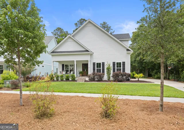 Photo 2 of Sale Pending at 64 Bradford Pear Dr, Richmond Hill, GA 31324 | MLS# 10841694 | Listing updated on 2026-10-07