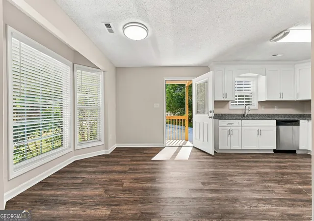 Photo 3 of Multi family home for sale at 100/102 Bluebird Ln, Griffin, GA 30223 | MLS# 10849361 | Listing updated on 2026-10-02