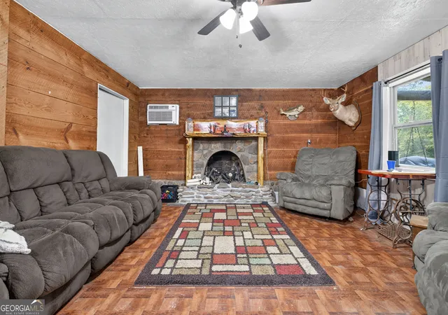 Photo 3 of Single family home for sale at 858 Blacks Crk Church Rd, Danielsville, GA 30633 | MLS# 10852481 | Listing updated on 2026-10-08