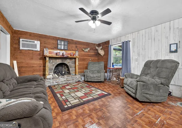 Photo 3 of Single family home for sale at 858 Blacks Crk Church Rd, Danielsville, GA 30633 | MLS# 10852481 | Listing updated on 2026-10-08