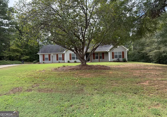Photo 2 of Single family home for sale at 301 Wolf Crk Pl, Locust Grove, GA 30248 | MLS# 10843603 | Listing updated on 2026-09-24