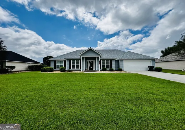 Photo 1 of Sale Pending at 4159 Conway Cir, Valdosta, GA 31605 | MLS# 10852424 | Listing updated on 2026-10-09