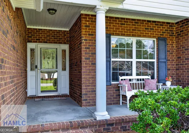 Photo 4 of Sale Pending at 127 Pulaski St, Hinesville, GA 31313 | MLS# 10843346 | Listing updated on 2026-09-19