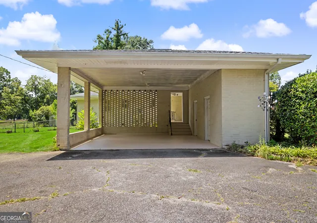 Photo 4 of Single family home for sale at 17962 Main St, Woodbury, GA 30293 | MLS# 10834498 | Listing updated on 2026-09-15
