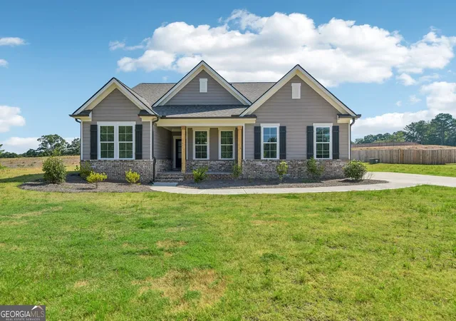 Photo 1 of Single family home for sale at 574 Gene Bell Rd, Monroe, GA 30655 | MLS# 10847036 | Listing updated on 2026-10-04
