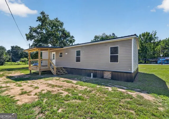 Photo 1 of Manufactured home for sale at 156 Vinson Rd, Mcintyre, GA 31054 | MLS# 10846959 | Listing updated on 2026-10-10