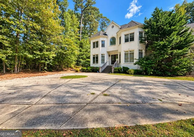 Photo 3 of Sale Pending at 3930 Demooney Rd, Atlanta, GA 30349 | MLS# 10635052 | Listing updated on 2026-10-19