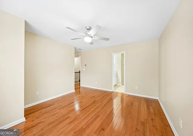 Photo 3 of Townhouse for sale at 2061 Meadow Peak Rd, Duluth, GA 30097 | MLS# 10872632 | Listing updated on 2026-10-28