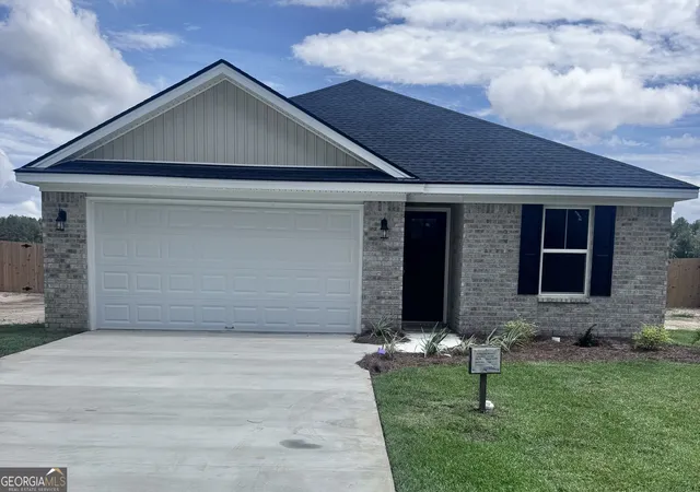 Photo 1 of Single family home for sale at 112 Esther Ave, Reidsville, GA 30453 | MLS# 10838511 | Listing updated on 2026-09-16