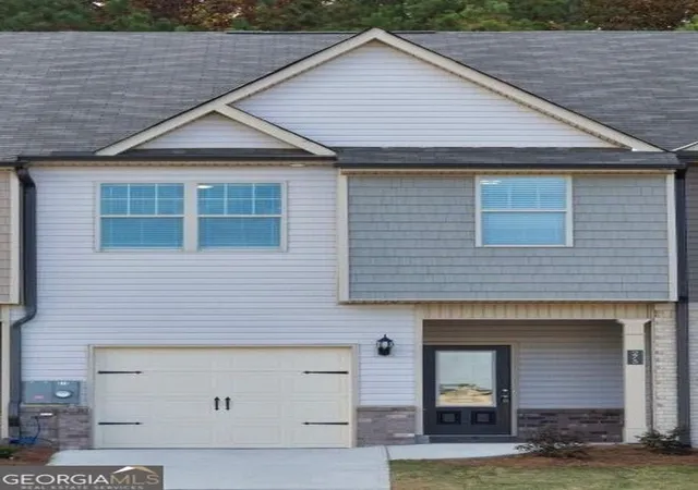 Photo 1 of Townhouse for sale at 275 Turtle Crk Dr, Winder, GA 30680 | MLS# 10847722 | Listing updated on 2026-10-03
