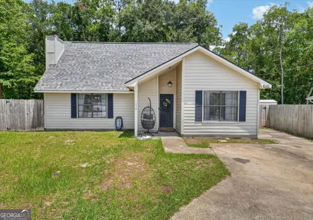 Photo 1 of Single family home for sale at 1334 Forest Lake Dr, Hinesville, GA 31313 | MLS# 10843246 | Listing updated on 2026-09-10
