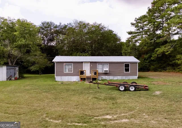 Single family home for sale at 10 Farm Rd, Taylorsville, GA 30178 | MLS# 10853357