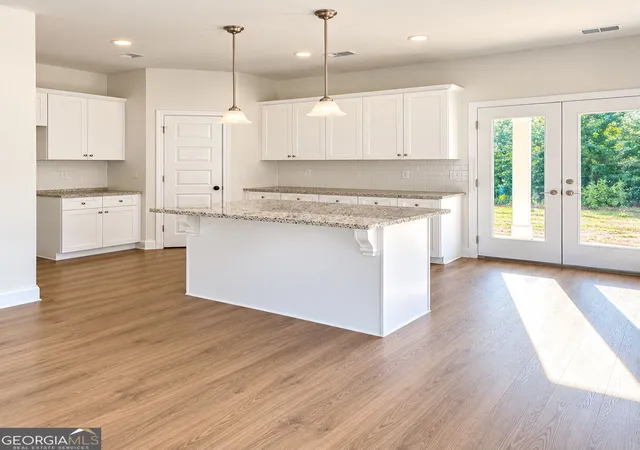 Photo 3 of Single family home for sale at 75 Oak Rd, Locust Grove, GA 30248 | MLS# 10851977 | Listing updated on 2026-10-07