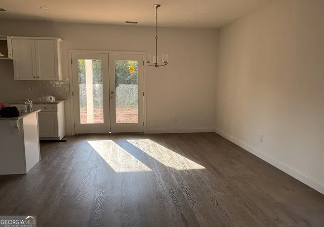 Photo 4 of Single family home for sale at 75 Oak Rd, Locust Grove, GA 30248 | MLS# 10851977 | Listing updated on 2026-10-07