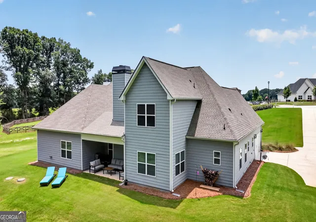 Photo 3 of Sale Pending at 140 Linton Ests Ave, Newnan, GA 30263 | MLS# 10837970 | Listing updated on 2026-09-09