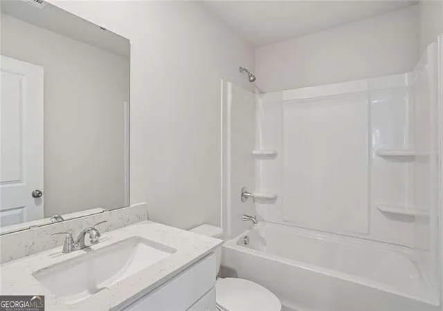 Photo 4 of Single family home for sale at 136 Enclave Dr, Villa Rica, GA 30180 | MLS# 10853073 | Listing updated on 2026-09-25