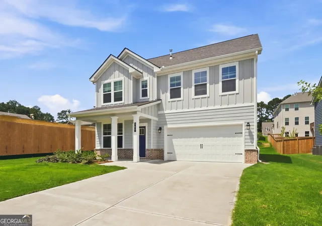 Photo 3 of Sale Pending at 624 Gratton Ln, Mcdonough, GA 30253 | MLS# 10754262 | Listing updated on 2026-09-14