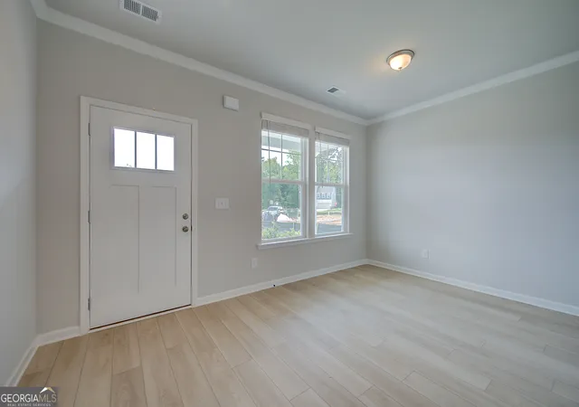 Photo 4 of Sale Pending at 624 Gratton Ln, Mcdonough, GA 30253 | MLS# 10754262 | Listing updated on 2026-09-14