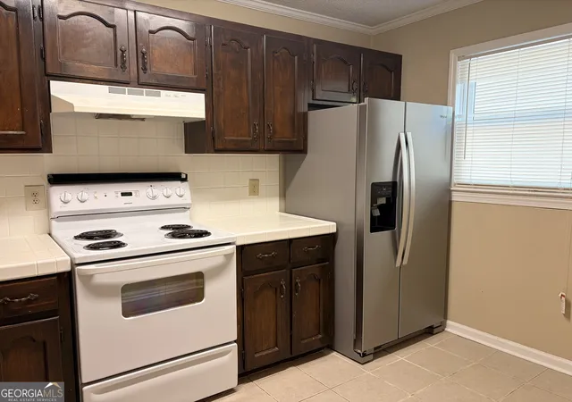 Photo 3 of Condo for sale at 2505 W Broad St #APT 326, Athens, GA 30606 | MLS# 10849812 | Listing updated on 2026-10-04