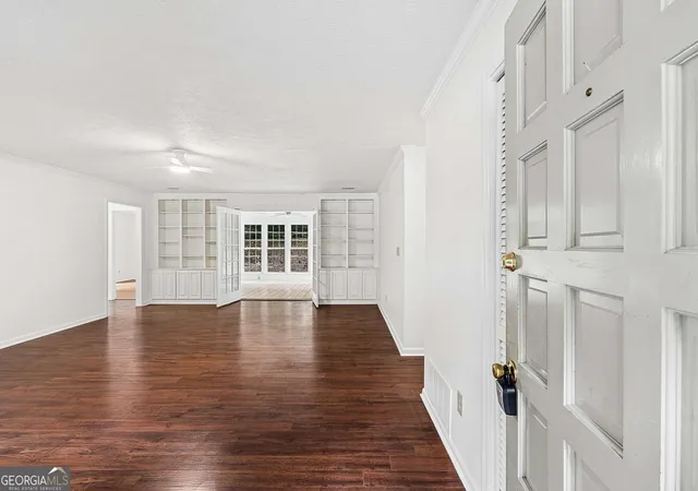 Photo 3 of Single family home for sale at 750 Dunleith Ct, Stone Mountain, GA 30083 | MLS# 10842207 | Listing updated on 2026-09-09