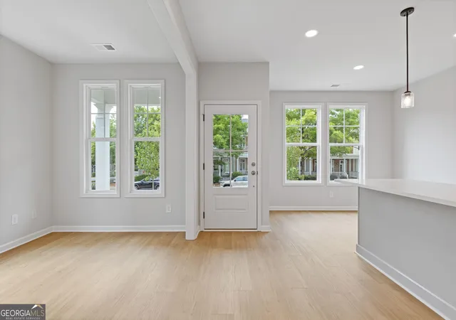 Photo 2 of Townhouse for sale at 379 Summerville Ln #12, Athens, GA 30606 | MLS# 10805985 | Listing updated on 2026-09-24