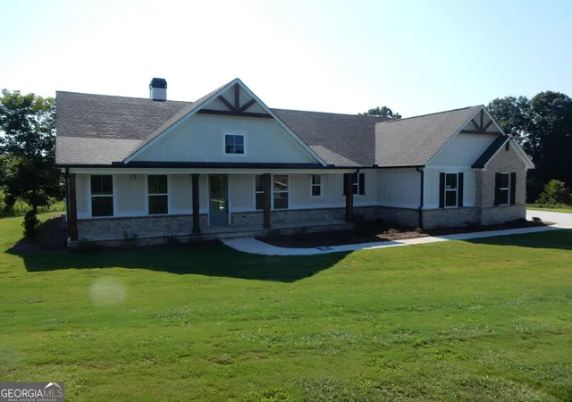 Photo 3 of Single family home for sale at 355 Sweetgrass Dr, Demorest, GA 30535 | MLS# 10766373 | Listing updated on 2026-09-03