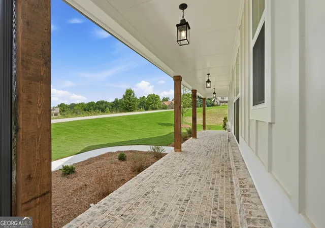 Photo 4 of Single family home for sale at 355 Sweetgrass Dr, Demorest, GA 30535 | MLS# 10766373 | Listing updated on 2026-09-03