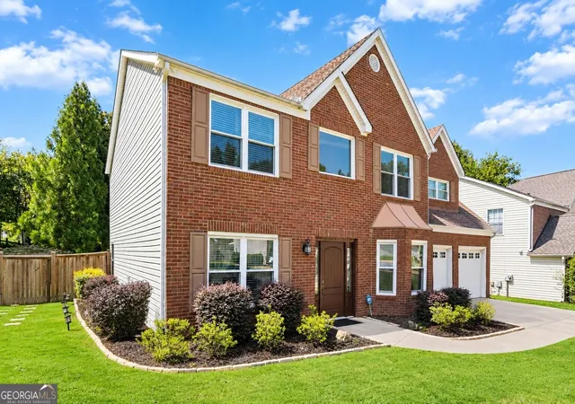 Photo 3 of Single family home for sale at 5208 Silver Springs Dr, Sugar Hill, GA 30518 | MLS# 10839107 | Listing updated on 2026-10-08