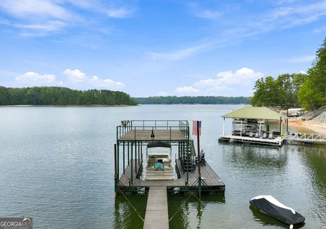 Photo 2 of Single family home for sale at 5628 Nags Head Cir, Gainesville, GA 30504 | MLS# 10849443 | Listing updated on 2026-10-02