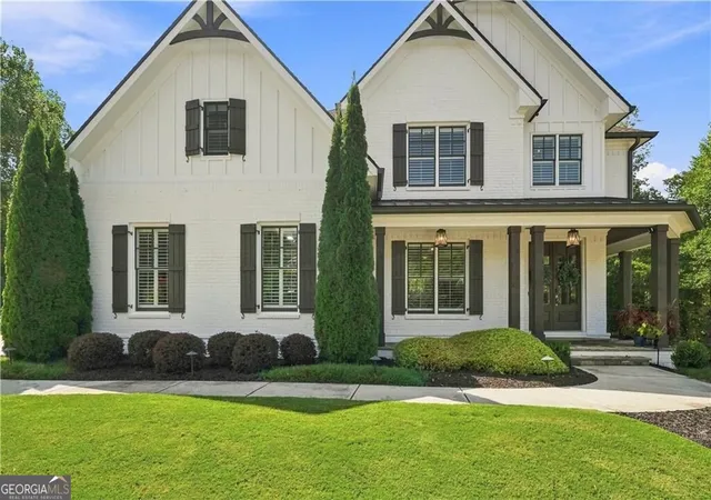 Photo 1 of Mansion for sale at 6025 Pebblestone Ln, Cumming, GA 30040 | MLS# 10837568 | Listing updated on 2026-09-11