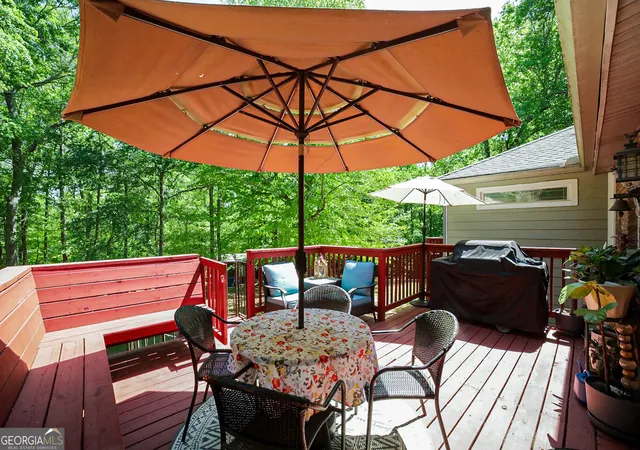 Photo 2 of Single family home for sale at 298 Hudson River Dr, Commerce, GA 30530 | MLS# 10736004 | Listing updated on 2026-10-10