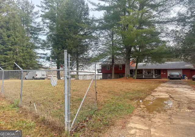 Photo 3 of Single family home for sale at 3750 Old Cleveland Rd, Cornelia, GA 30531 | MLS# 10848493 | Listing updated on 2026-09-18