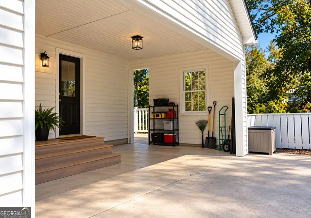 Photo 3 of Single family home for sale at 3466 Mill Crk Rd, Gainesville, GA 30506 | MLS# 10879280 | Listing updated on 2026-10-26