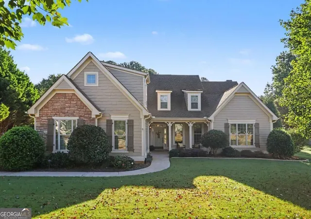 Photo 2 of Sale Pending at 12 Water Oak Dr, Sharpsburg, GA 30277 | MLS# 10846448 | Listing updated on 2026-10-05