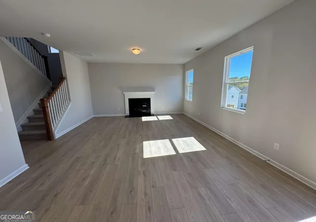 Photo 3 of Single family home for sale at 821 Oakmont Tr, Canton, GA 30114 | MLS# 10878744 | Listing updated on 2026-10-24