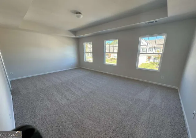 Photo 4 of Single family home for sale at 821 Oakmont Tr, Canton, GA 30114 | MLS# 10878744 | Listing updated on 2026-10-24