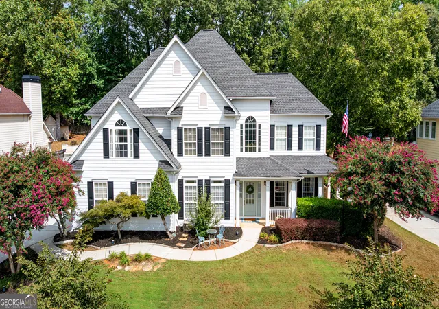 Photo 1 of Sale Pending at 260 Lake Forest Dr, Newnan, GA 30265 | MLS# 10845254 | Listing updated on 2026-09-16
