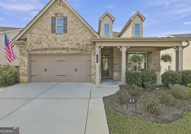 Photo 2 of Single family home for sale at 45 Maple Leaf Rd, Sharpsburg, GA 30277 | MLS# 10847292 | Listing updated on 2026-10-03