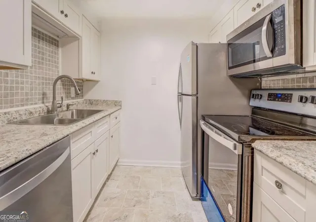 Photo 3 of Condo for sale at 115 Plantation Dr, Clarkston, GA 30021 | MLS# 10845081 | Listing updated on 2026-10-07