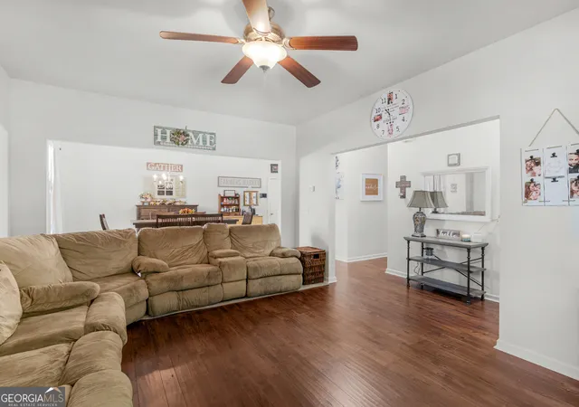 Photo 3 of Single family home for sale at 549 Tulip Ln, Mcdonough, GA 30252 | MLS# 10841810 | Listing updated on 2026-09-19