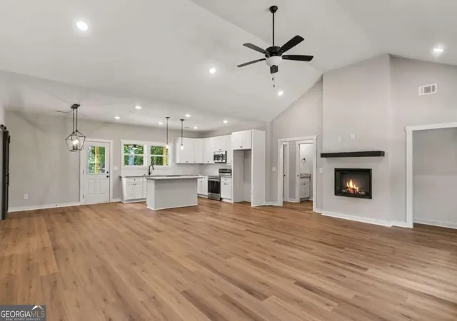 Photo 2 of Single family home for sale at 2101 Bremen Mount Zion Rd, Waco, GA 30182 | MLS# 10842831 | Listing updated on 2026-09-10