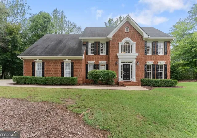 Photo 1 of Single family home for sale at 4649 Windsor Dr, Flowery Branch, GA 30542 | MLS# 10852207 | Listing updated on 2026-10-08