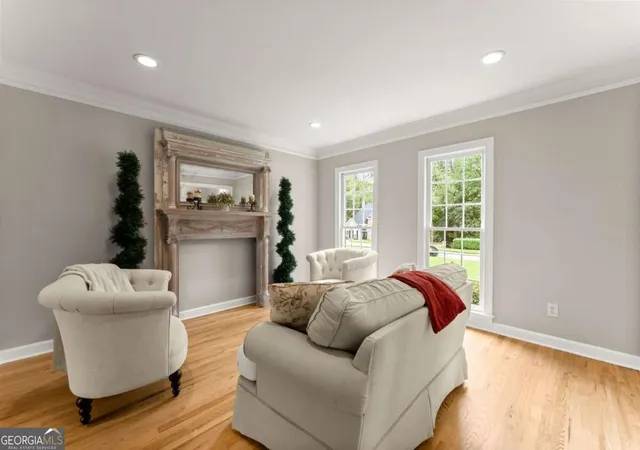 Photo 4 of Single family home for sale at 4649 Windsor Dr, Flowery Branch, GA 30542 | MLS# 10852207 | Listing updated on 2026-10-08